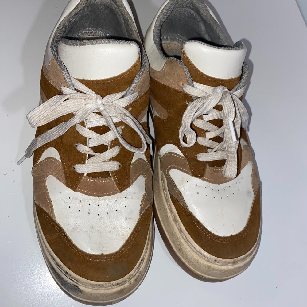 Men Colorblock Lace-up Front Sneakers